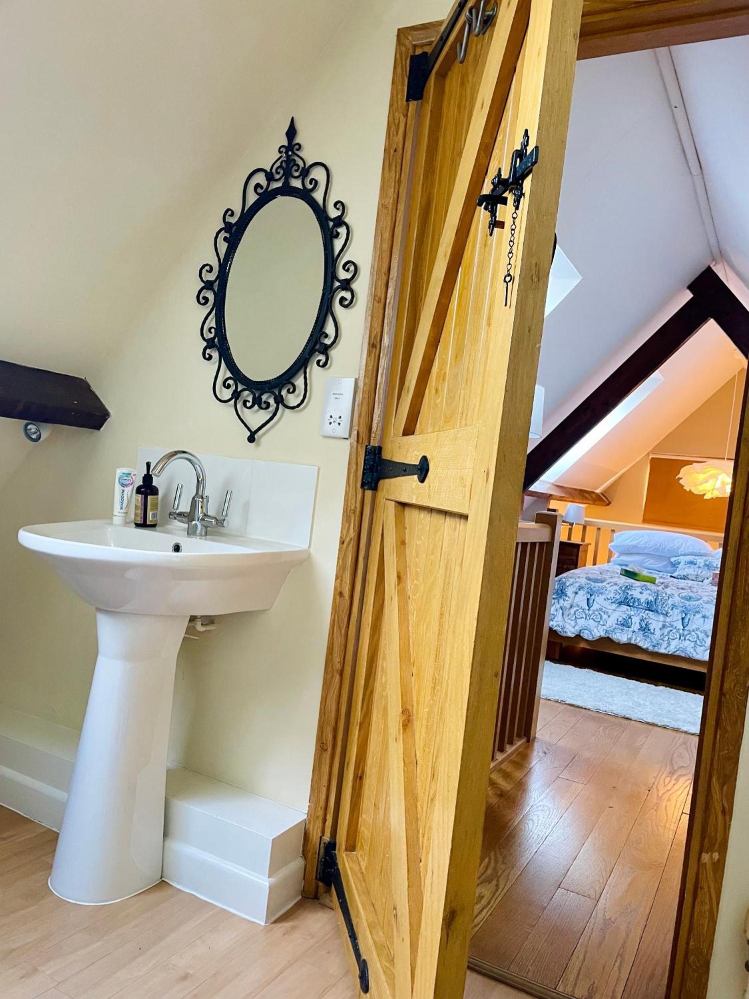 Guest House Gem In Wickhamford, Near Broadway Badsey Exteriér fotografie